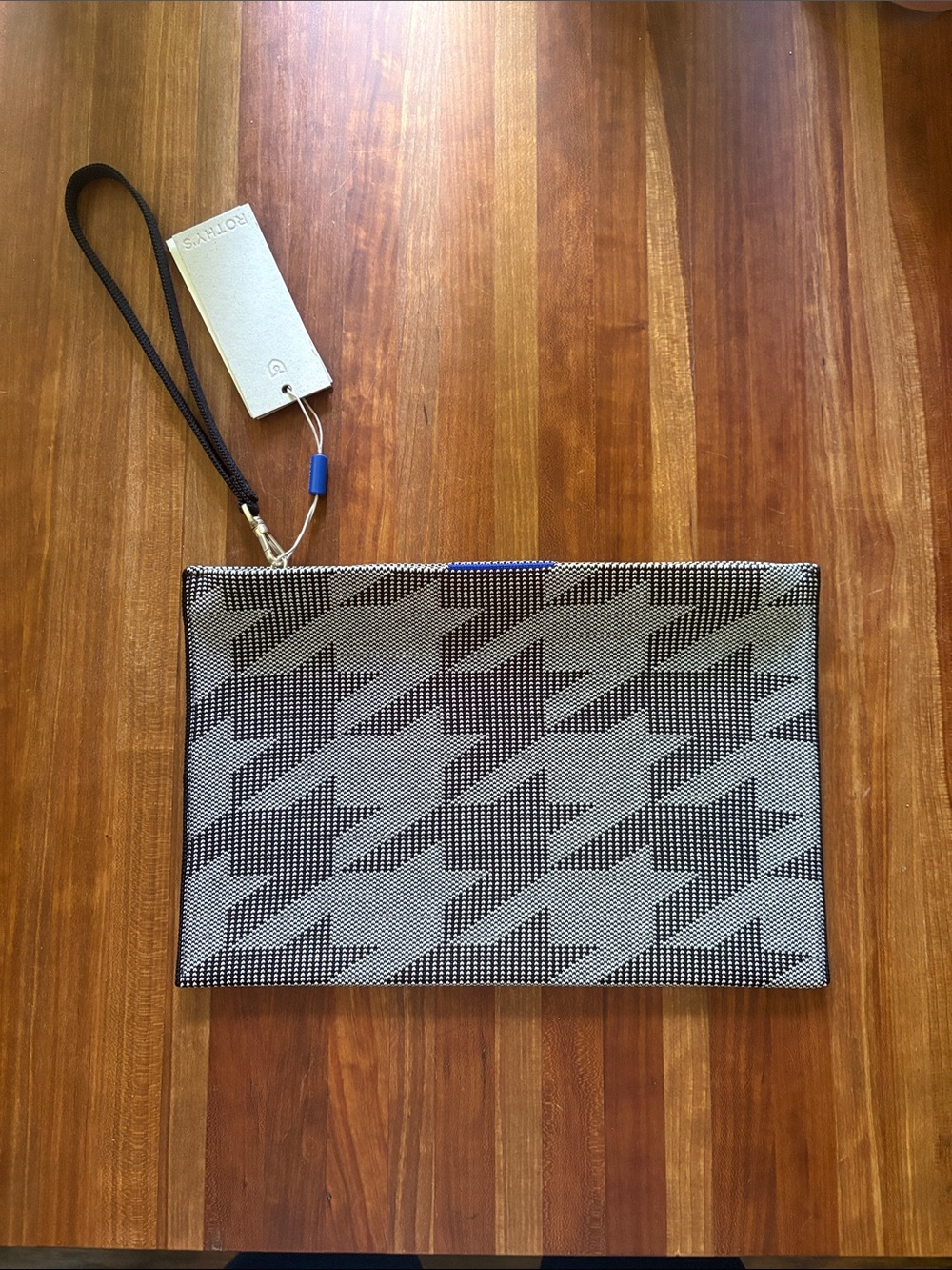 Rothy’s Black & Gray Houndstooth Wristlet Clutch, NWT